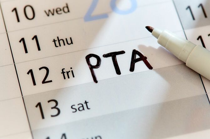 カレンダーに書き込まれた「PTA」の文字