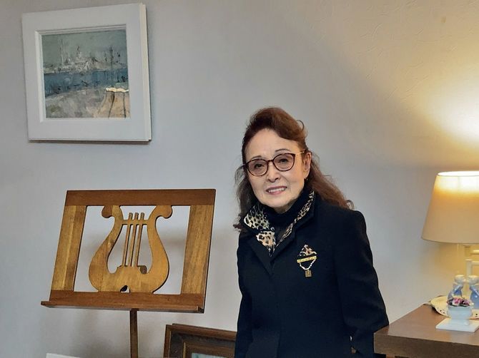 みべ音楽院のビル4Fにある自宅にて。