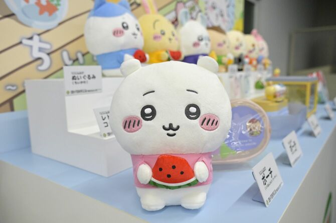 セブン‐イレブンとアニメ映画「ちいかわ　人魚の島のひみつ」のコラボフェア発表会（＝2026年7月15日、東京都千代田区の同社本社）