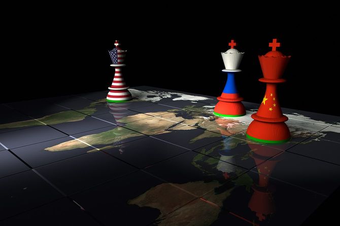 アメリカ、ロシア、中国チェス