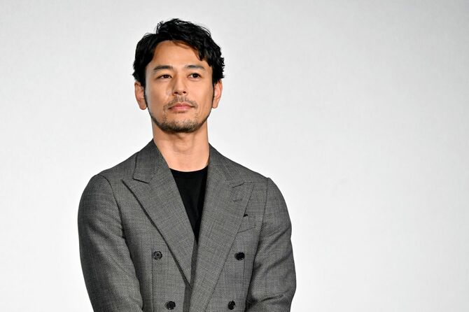 映画『本心』の完成披露舞台あいさつに登壇した妻夫木聡（「あんぱん」の八木役）、東京都港区、2024年10月10日