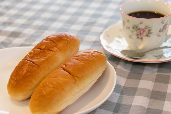 コッペパンとコーヒー