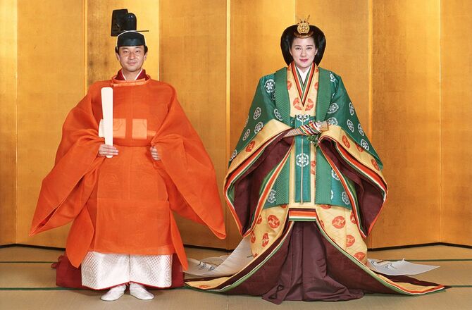 1993年6月9日、結婚の儀に臨む皇太子徳仁親王（現天皇陛下）と小和田雅子（現皇后陛下）
