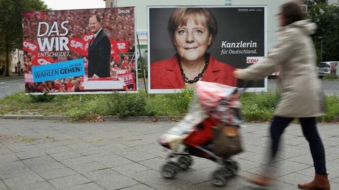 ドイツ連邦議会選挙のビルボード（ベルリン、2013年）