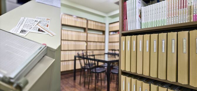 料理に関する気になる記事はファイリングする。自宅スタジオ内の仕事部屋にはファイルがズラリと並ぶ。