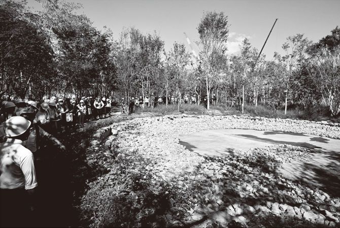 報道公開された静けさの森＝2024年10月11日、大阪市此花区