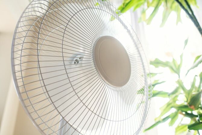 お風呂上がりの「扇風機の前」や「冷房の部屋」は気持ちがよいが、やり方によっては温熱効果を台無しにしかねない。