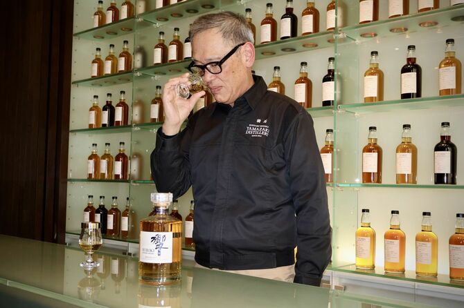 2025年「卓越した技能者（現代の名工）」を受賞した、サントリー・主席ブレンダーの輿石太さん