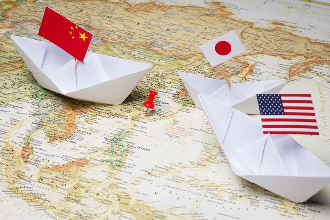 中国および日本の海域に米国船も向かっている