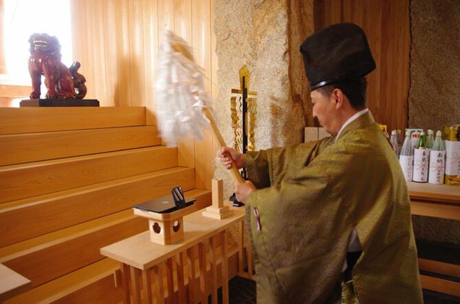 鳥飼八幡宮でのデジタルデバイス供養