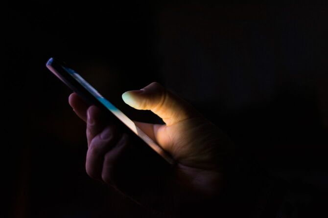 スマートフォン