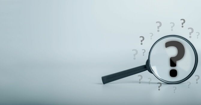 拡大鏡で疑問符を深堀