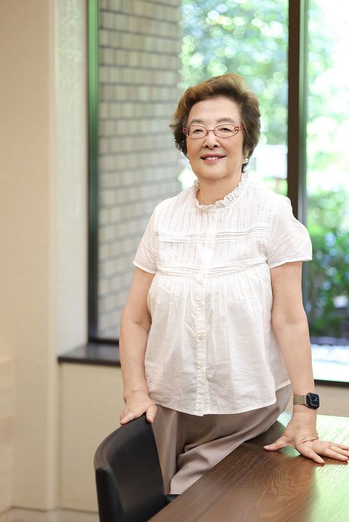 映画字幕翻訳家の戸田奈津子さん。1936年生まれの89歳。今も続ける字幕翻訳は「とにかく楽しくて仕方ない」と語る。