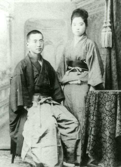 中村屋創業者・相馬愛蔵と妻の黒光