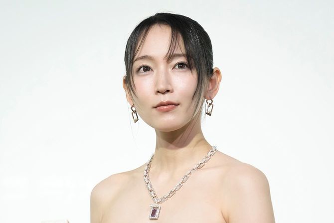 「TASAKI HAUTE PARFUMERIE（オートパフューマリー）」の発表記念イベントに登壇した吉岡里帆（「豊臣兄弟！」慶役）、東京都港区、2025年10月8日