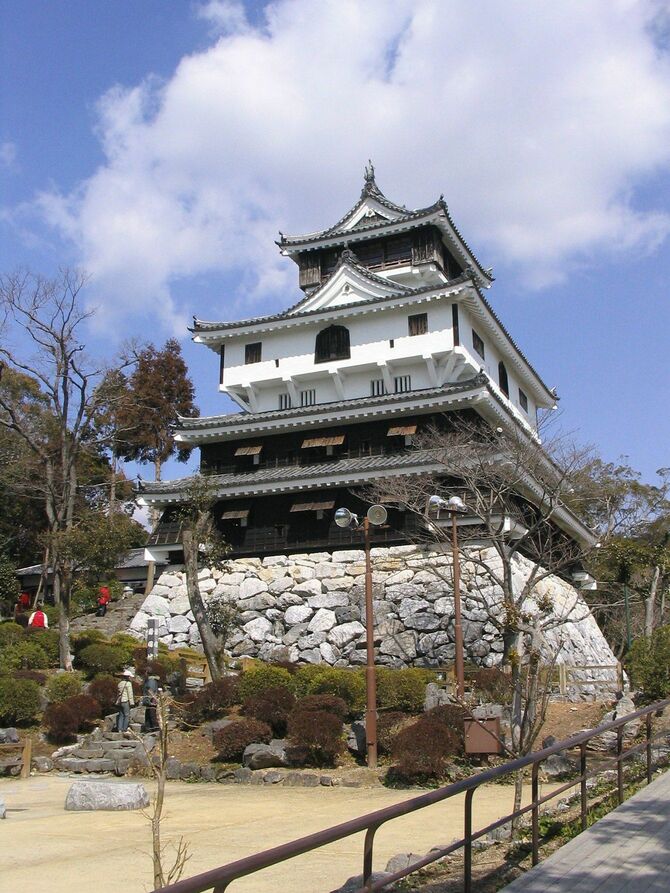岩国城の復興天守
