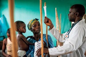 コンゴ民主共和国でははしかの流行と新型コロナウイルス感染症の二重苦となっている。写真提供：国境なき医師団（cMSF/CarolineThirion