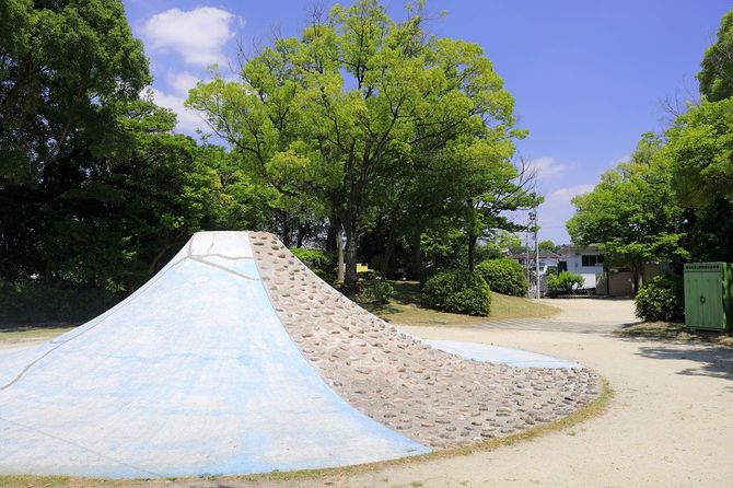 現在は公園になっている鳴海城跡