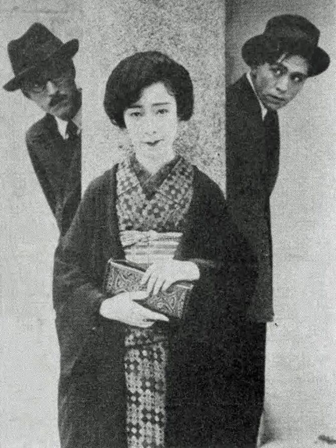 女優の梅村蓉子