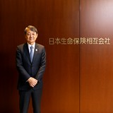 村上隆の｢アニメ顔フィギュア｣はなぜ16億円の価値がついたのか 世界の